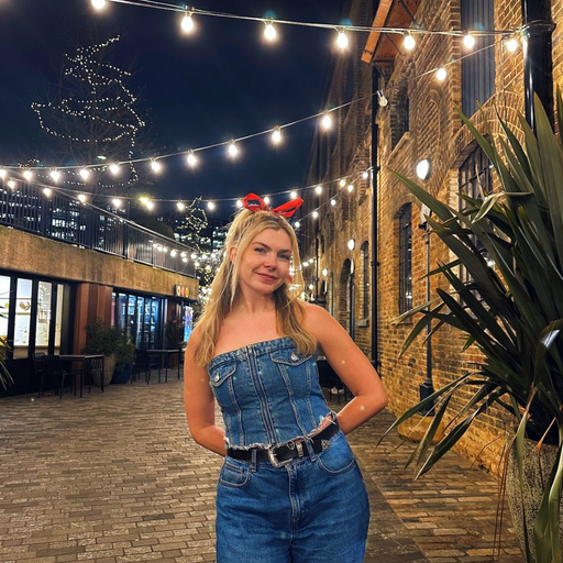 Discover Live w/ Jodie Bryant - 18/12/23 - Voices Radio