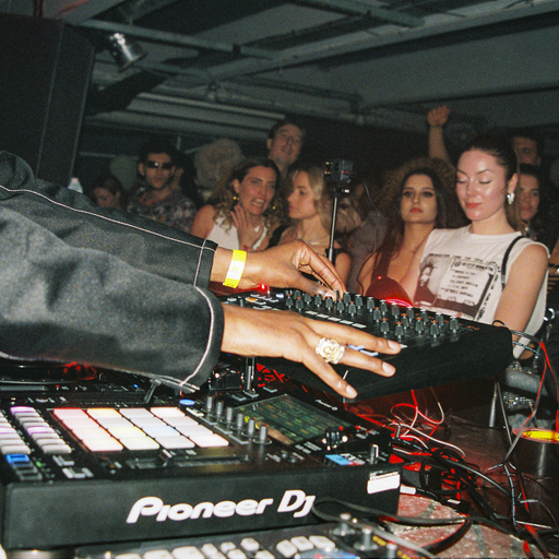 Steven Julien Presents: The Apron Show - 15th April 2026