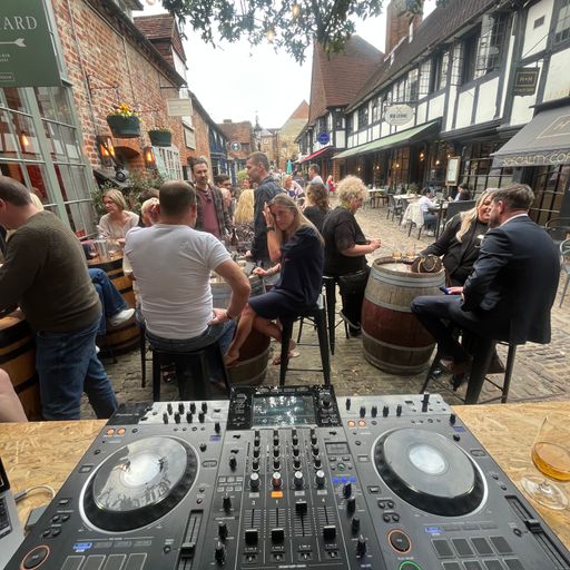 Live from The Wineyard Farnham 12th April 2025