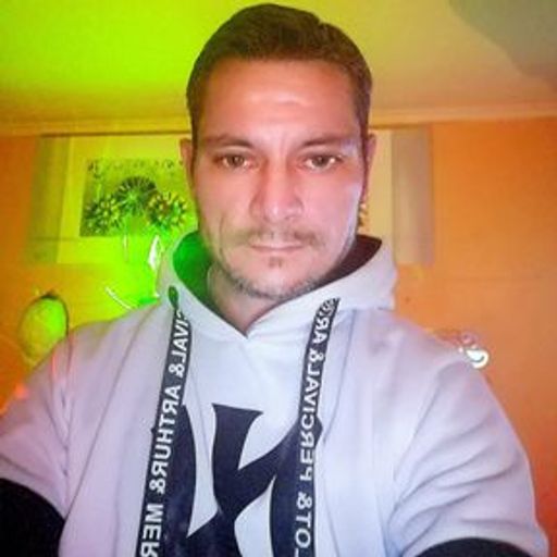 MINIMAL PROGRESSIVE DEEP TECH HOUSE by Eydjey at work 2023-04-09