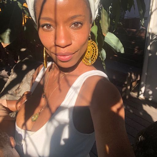 Tiombé Lockhart // 04-11-21