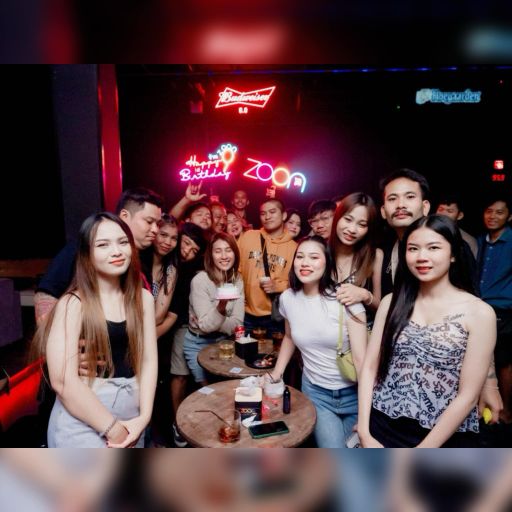 ตัวจริงมุมมืด by. วัยรุ่นหมู่8