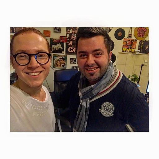 Mélyinterjúk Live! Sándor Andrással. A műsor vendége Závodi Marcel. www.poptarisznya.hu (2017-01-02)