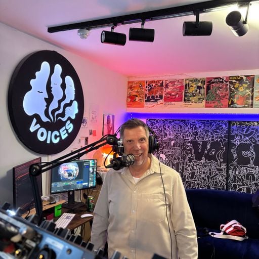 Queer As Dancing w/ DJ Funk-O-Mart - 11/03/26 - [Voices Radio]