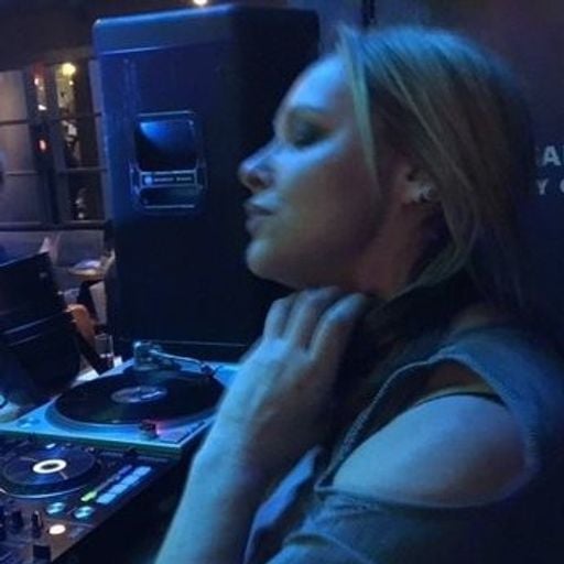 16-09-18 5pm SUNDAY Miss Tyson 90s House with Vinyl KANE FM