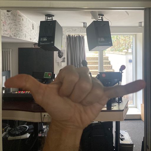 no problemo #21: pedro montenegro dancing with himself // 25-06-2025