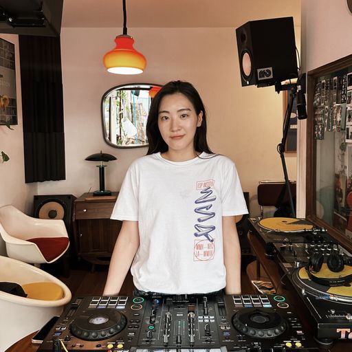 Siaran Akhir Pekan: Cosmo (Seoul) Vol.39