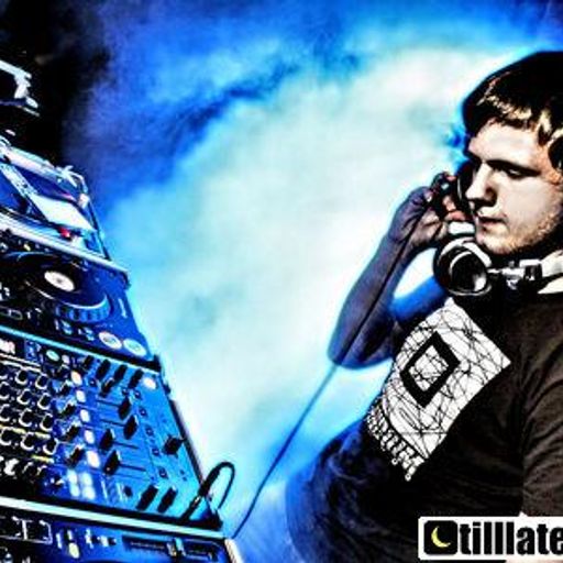 Maxime Dangles mix for Steve Parrrys red zone radio show Juice 107.6 FM