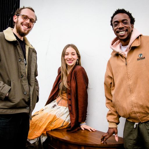 New Music Worldwide: Thris Tian with Hector Plimmer & And Is Phi // 17-03-17