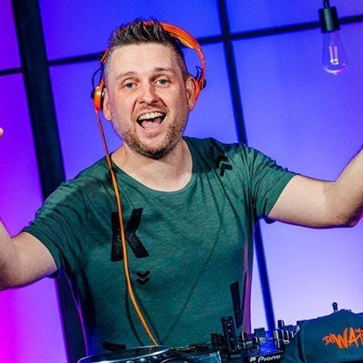 90 Minutes Top 500 of the 90's with DJ Ward @ Q-Music - 1 March 2019