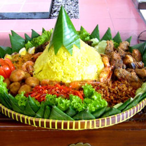 tumpeng