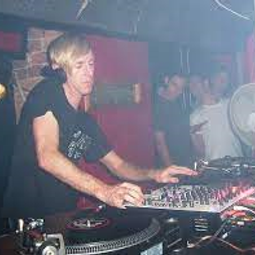 Richie Hawtin at "DE9 : Closer To The Edit Tour" @ L'Enfer (Paris - France) - 31 October 2001