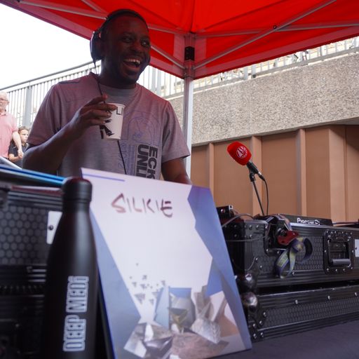 Independent Label Market Takeover -  DEEP MEDi - 11/05/24 - Voices Radio