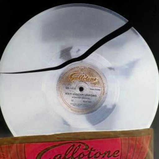 Records Comic, Curious and Cracked – 10 February 2026