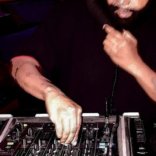 Robert Armani - Friday Night Techno Mix (Chicago - USA) - July 2020