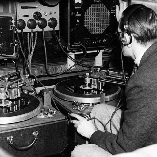 Gast presents "1992-1993 - Cherry Moon / Globe Mix" (Recorded in 2004)