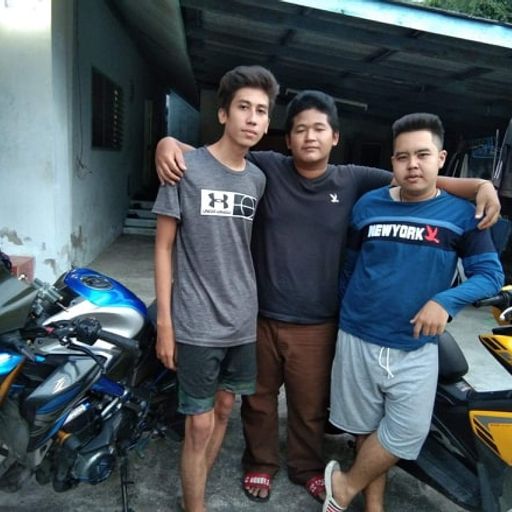 By วัยรุ่นดูใบ