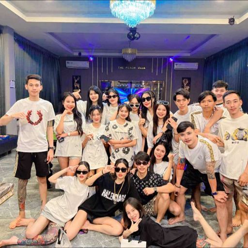 เต้นไม่เก่ง แต่เต้นไม่หยุด By นะนุ่น&ญาญ่าตัวจี้ด