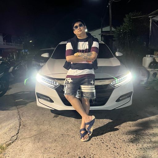 มังกรพลัดถิ่นหรือจะสู้ งูดินเจ้าที่ Byเบิร์ต พนัสสส