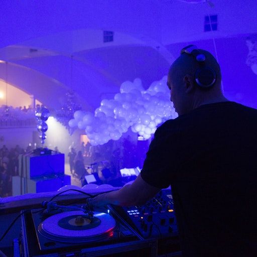 On the Floor – Chairman Mao at The Music of Patrick Adams