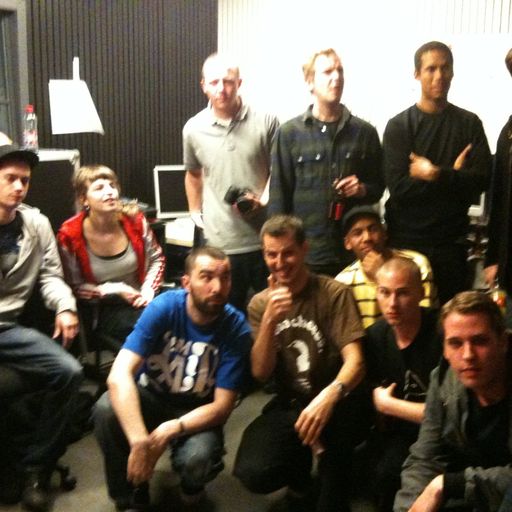 Show#438 (Season's Final show until September)