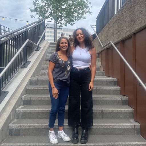 A Worldwide Thing w/ Amrisha - 04/05/25 - [Voices Radio]