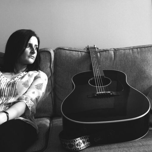 A Bit of Everything with conversation & music from Glasgow singer & songwriter Emma Jane.17/10/13