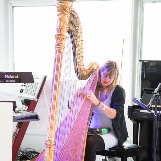 On the Floor – Mary Lattimore at Beyond the Clouds