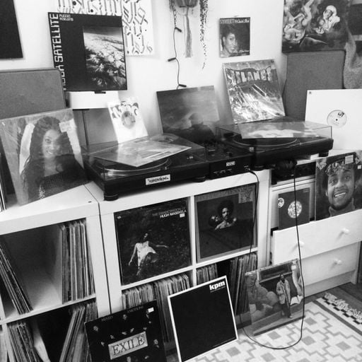 soulsearching 722 - with the lovely "Give Love A Try" mixtape by Sandra Leidecker