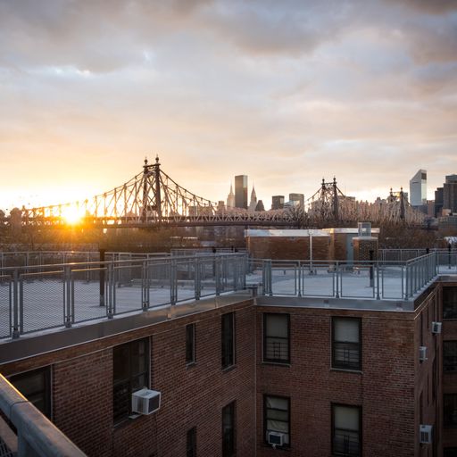 Queens Get The Money (Explicit Version) - Vol 1