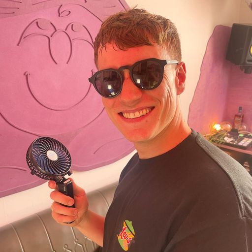 The Dirty Lowdown w. Diz (Pikes Ibiza Special)