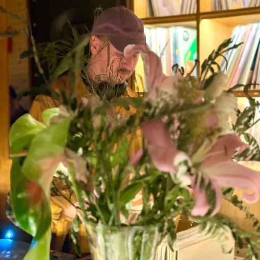 Sol Infinito: Sasha Guryev // 07-10-2025