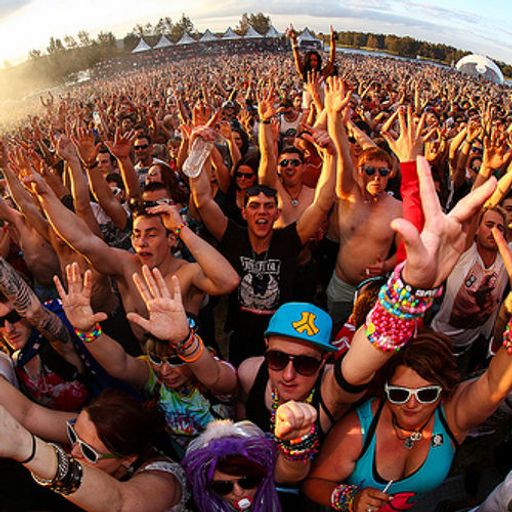 Dj Adriano Fernandes - Hands Up In The Air 09
