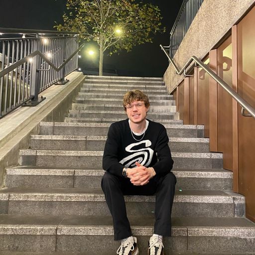 Don't Meet Me At The Club 09/11/24. [Voices Radio]