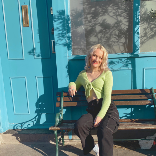 Navigating Your Twenties w/ Kate Whitaker - 05/02/24 - Voices Radio