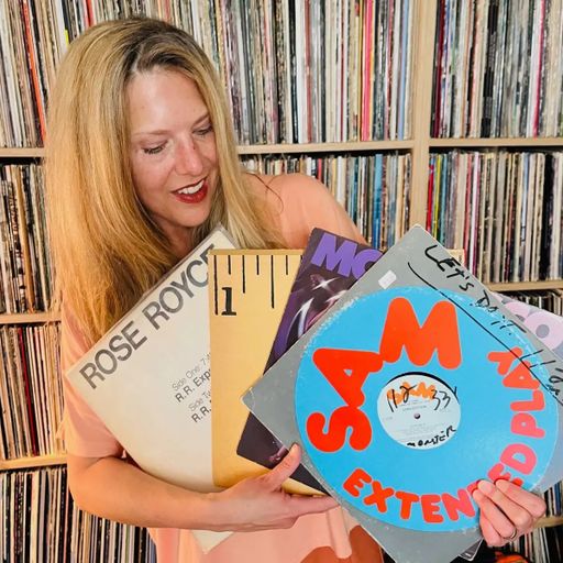 Cosmodelica: Colleen 'Cosmo' Muphy // 20-05-22