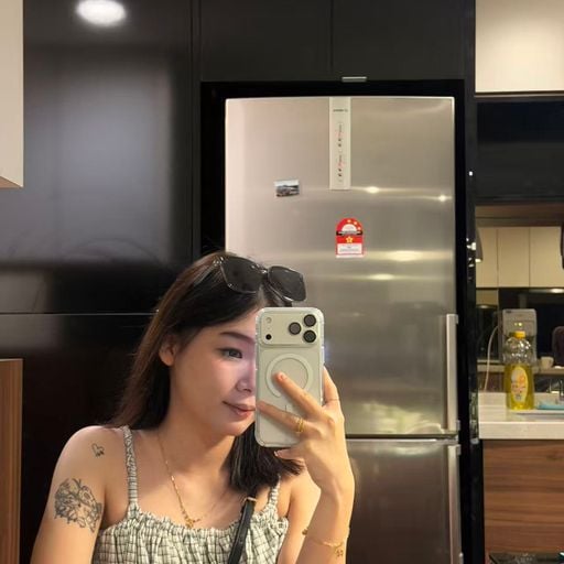 [DJ K.XXX] 小林妹温馨提醒 : 带了墨镜就要跟着音乐走'26 LiveMix