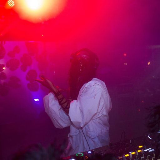 On the Floor – Quest?onmarc at Bed-Stuy Function