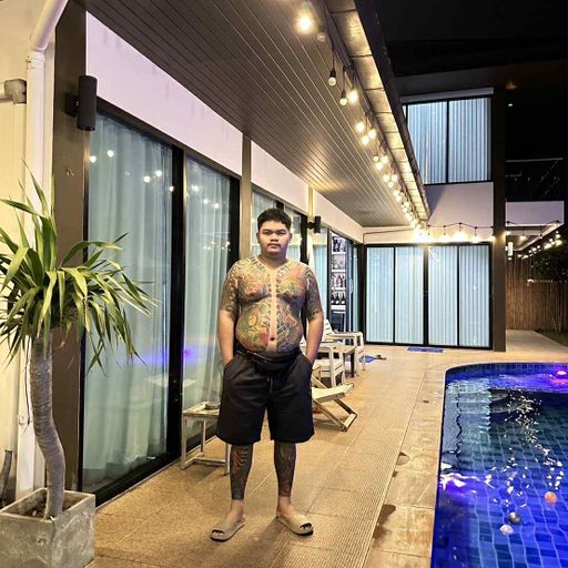 HBD สช. สองชั้น   ถึงพี่มีเมียพี่ก็ไม่อยากให้หนูมีใคร