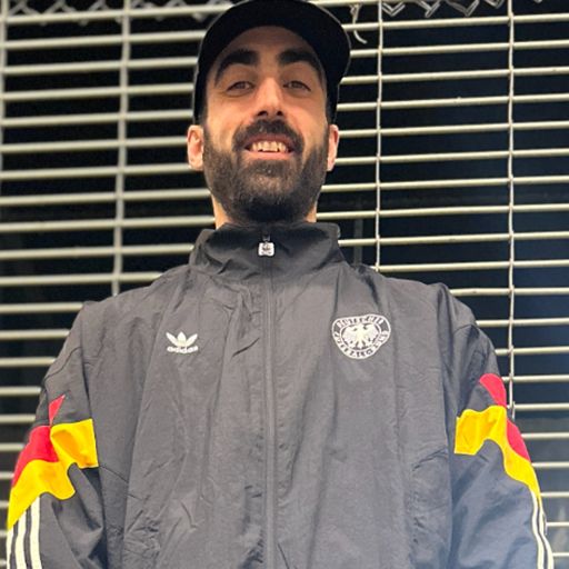 Fleecy Flakes w/ Darius Motazed - 26.04.25