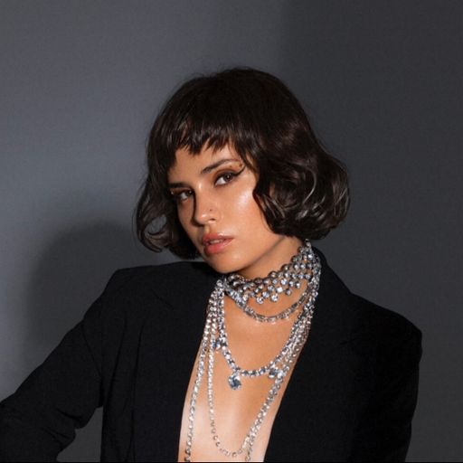 Radio Lina	-	Hit the dance floor