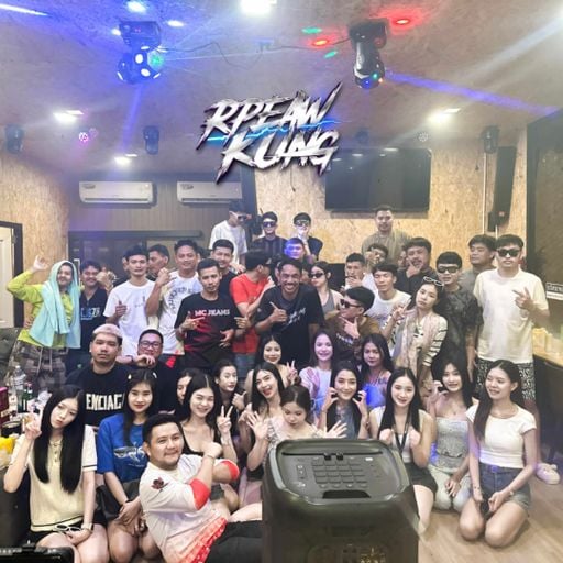 สกายเขาตลาด อัศวินสามย่าน ส.สดชื่น Life In กาญนะจ๊ะบุรี [อาเปียวคุง x แน็คหำย้อย ]