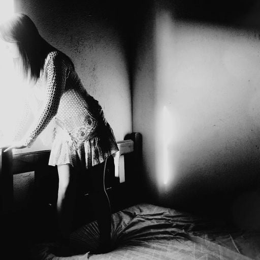 Low Light - Flicker & Fade
