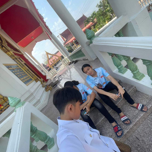 ไม่ต้องบอกรักให้รู้สึกดี เพียงโอนเงินเข้าบัญชีก็รู้สึกรักByคิว ภูสิทธิ์