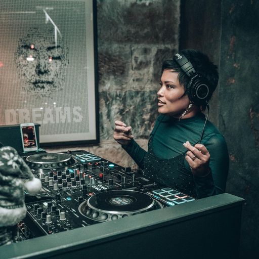 Wahine - Monkey Shoulder Mix