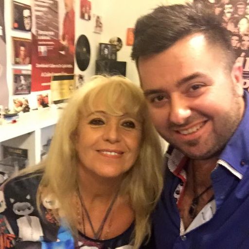 Hölgyválasz Sándor Andrással. A műsor vendége Csepregi Éva. A 2016. Szeptember 12-i műsorunk.