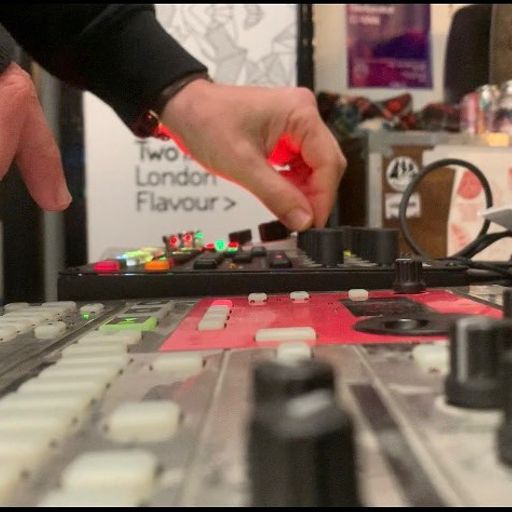 Fragments 01/06/28 - Voices Radio