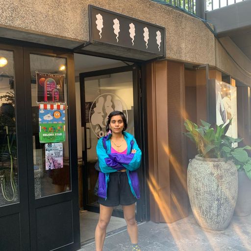 Turn-UP Ten w/ Lillie Almond 04/07/2024. [Voices Radio]