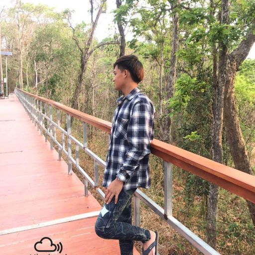 รักที่ใช่ดีกว่า รักที่ชอบ By:โอเว่น สะตรึงแตรง