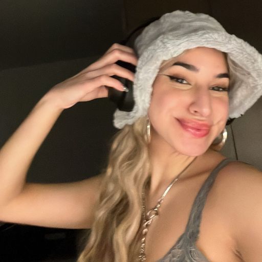 Love Languages w/ V4ND4N4 - 26/03/24 - Voices Radio